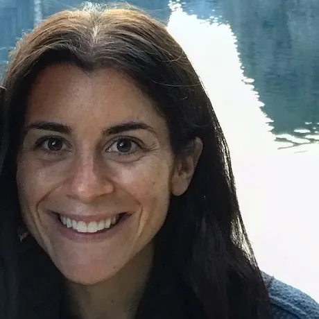 Erin Carr portrait
